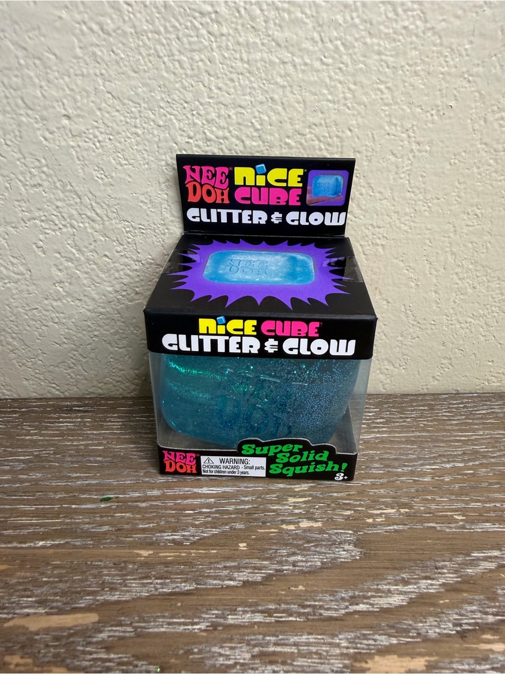 BLUE Glitter & Glow Needoh Nice Cube